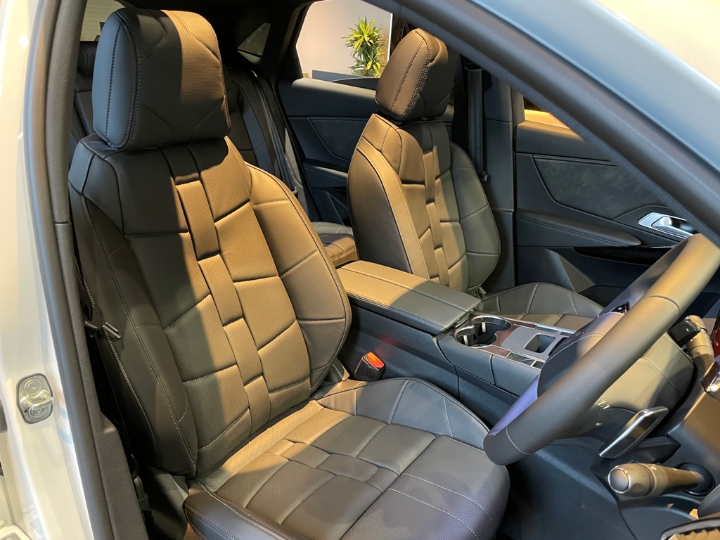 ショールーム入れ替え！