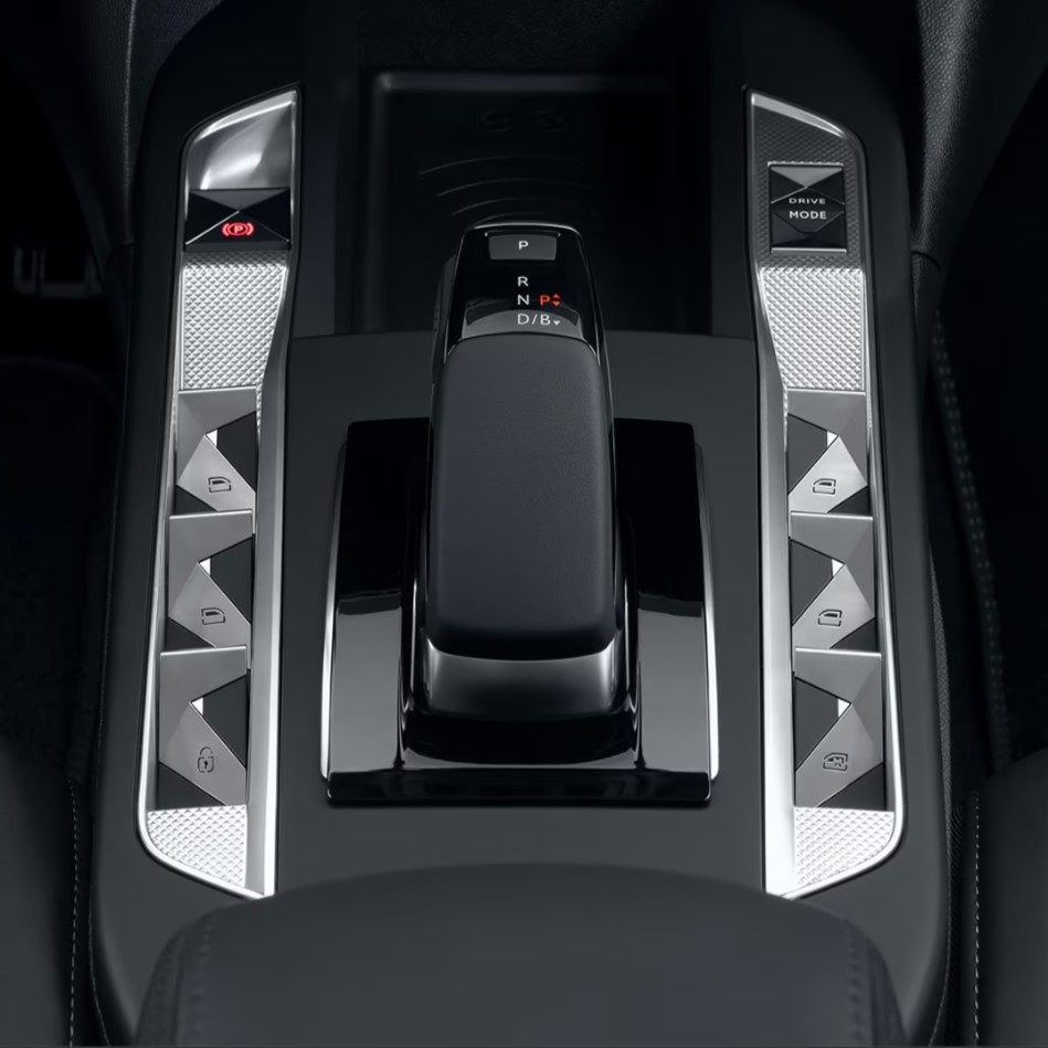 【DS3】展示車のご紹介