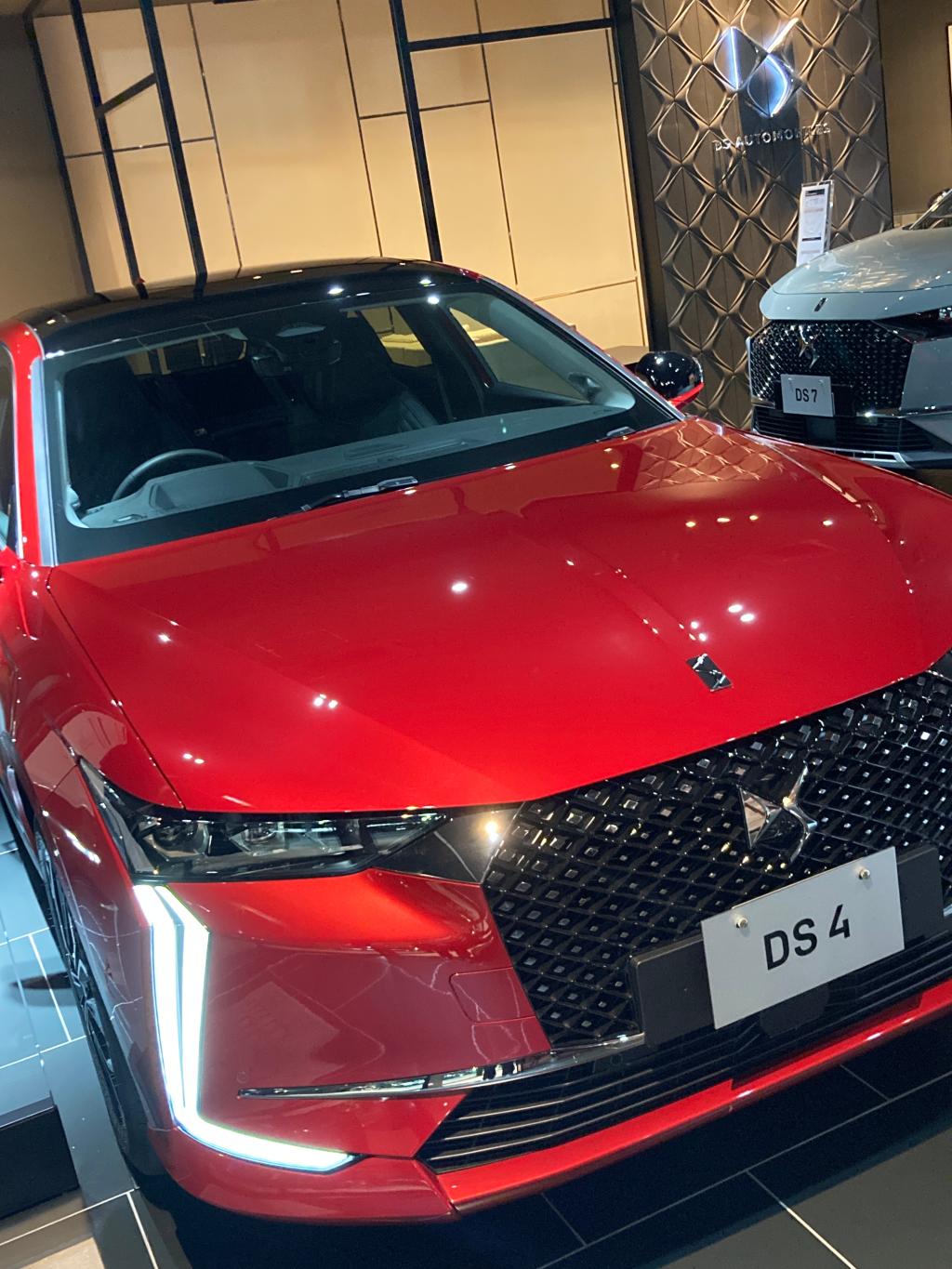 【DS4】展示車のご紹介