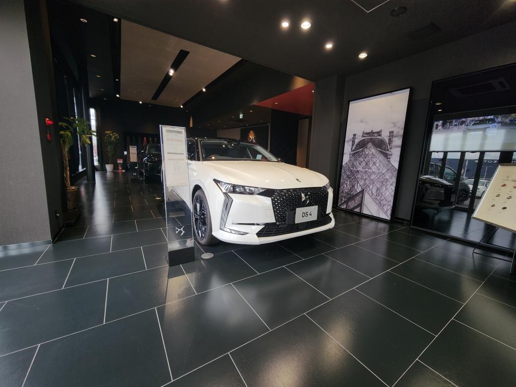 東北地方で唯一のDSオートモビル正規ディーラー　DS STORE仙台