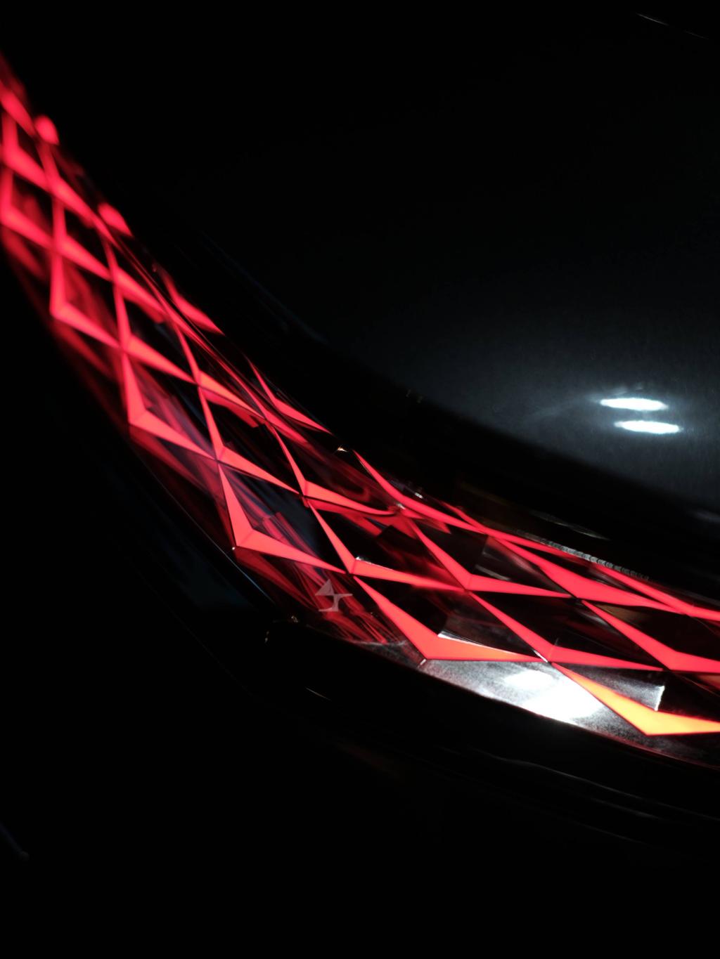 DS7 ETOILE PLUG-IN HYBRID AWD ”Showroom Photo Collection”　エクステリア編